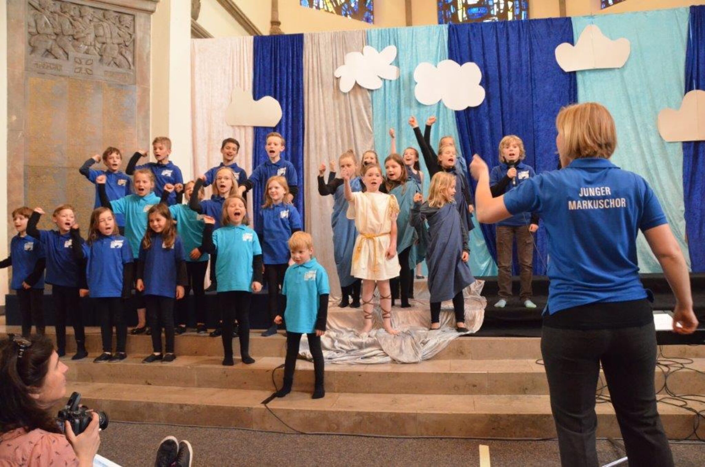 JungerMarkuschor2015