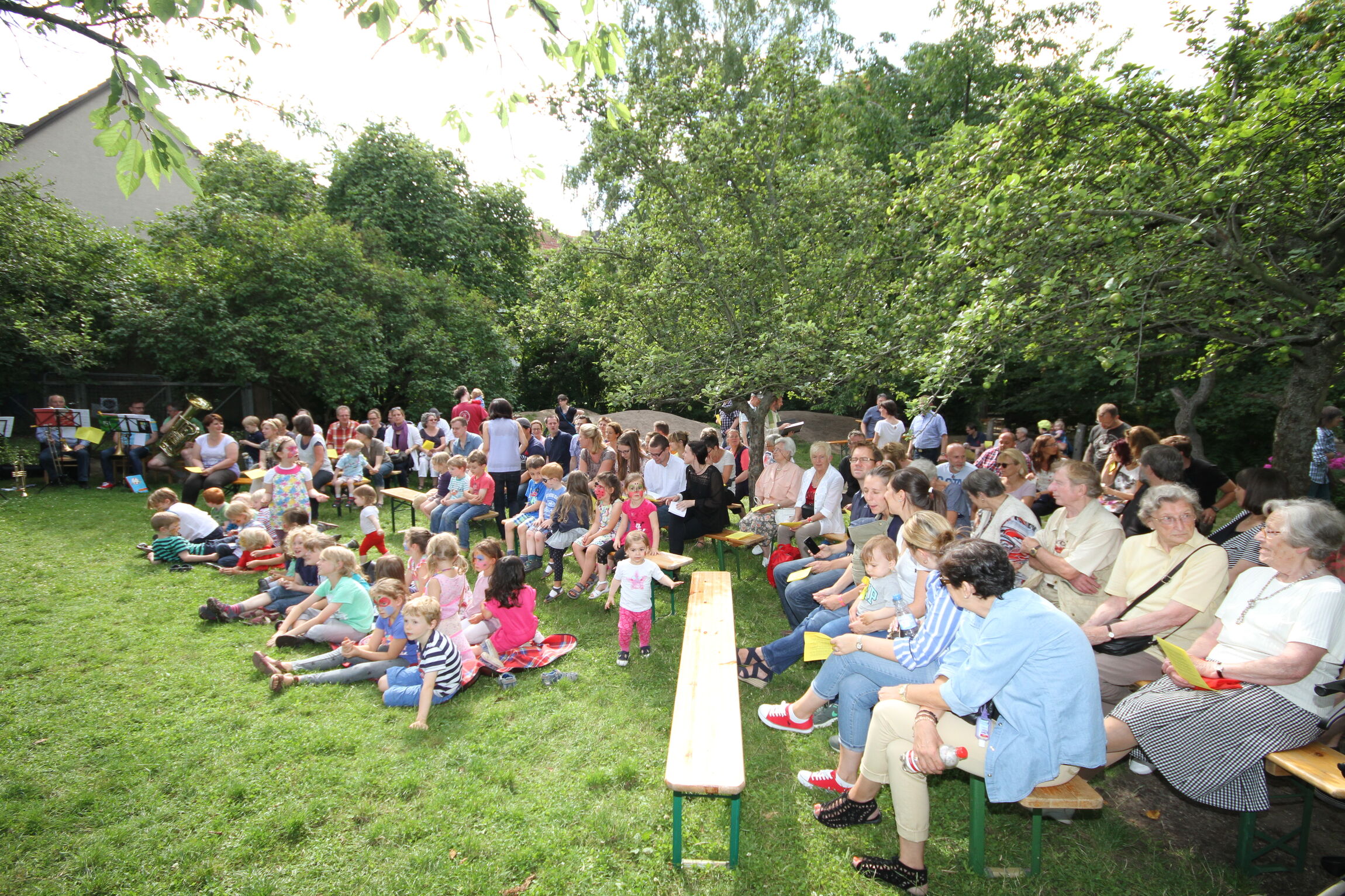 Familiengottesdienst im Freien