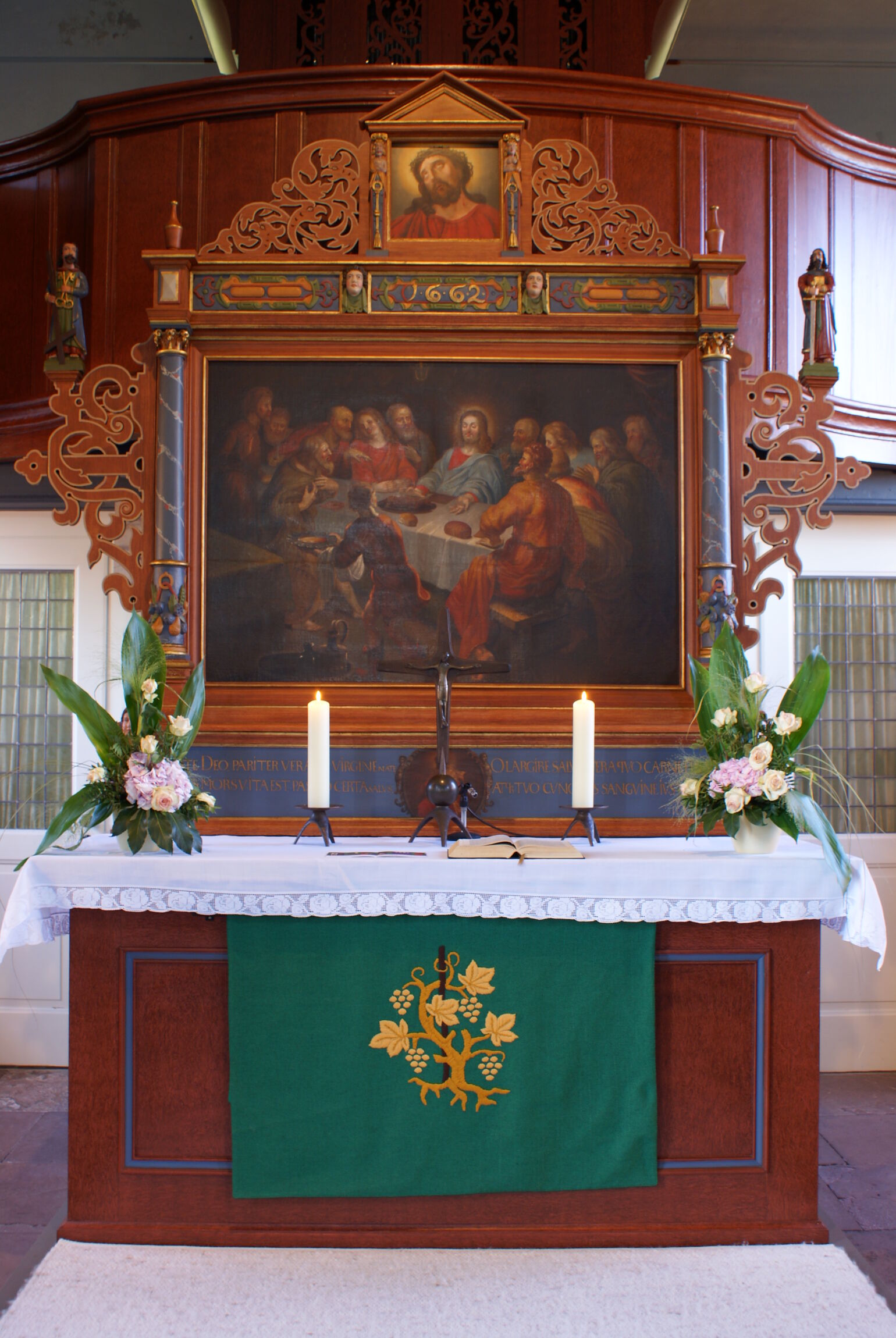 Altar1
