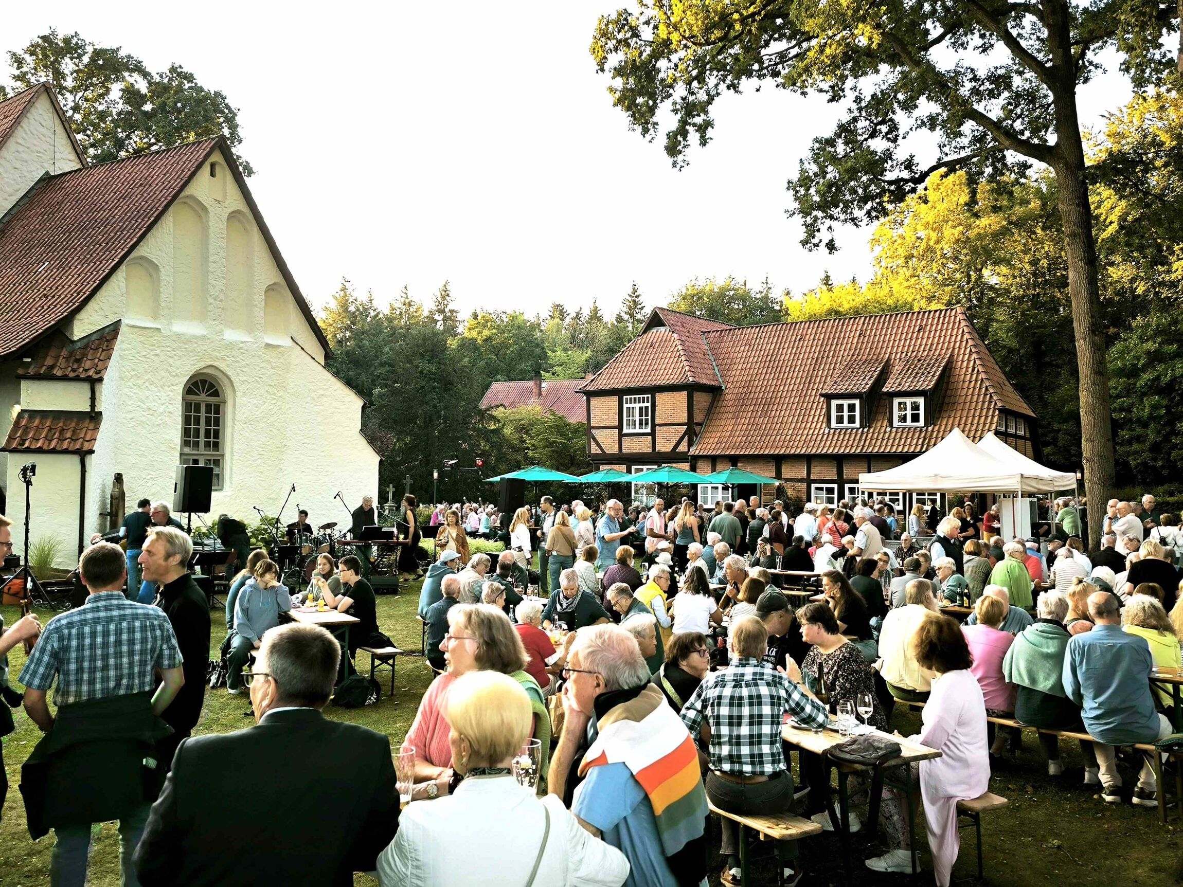 2025-Grillen Lehrerband Gym