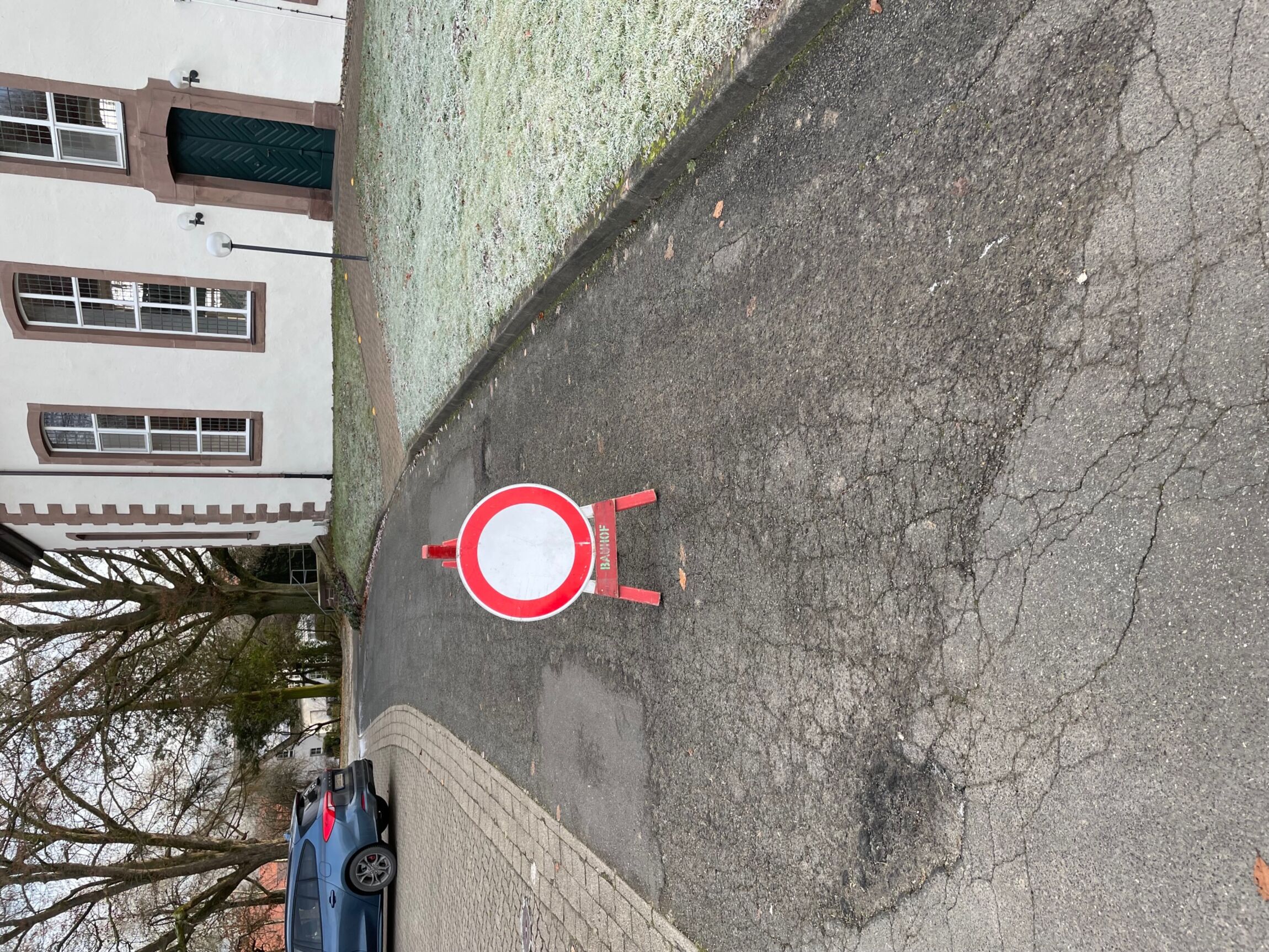 Strassensperrung-hochkant