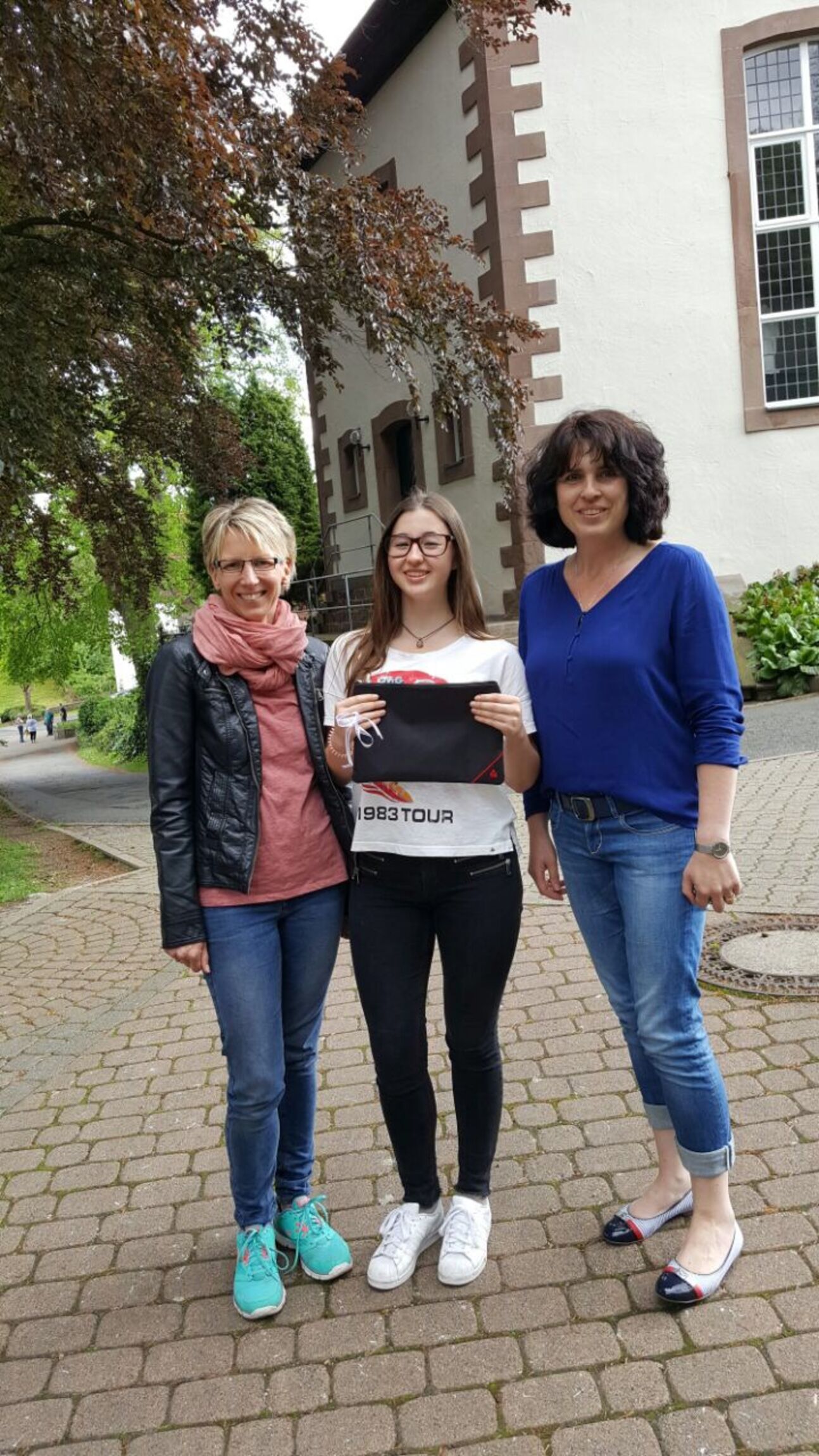 2017-05-21-Konfi-Spendenuebergabe