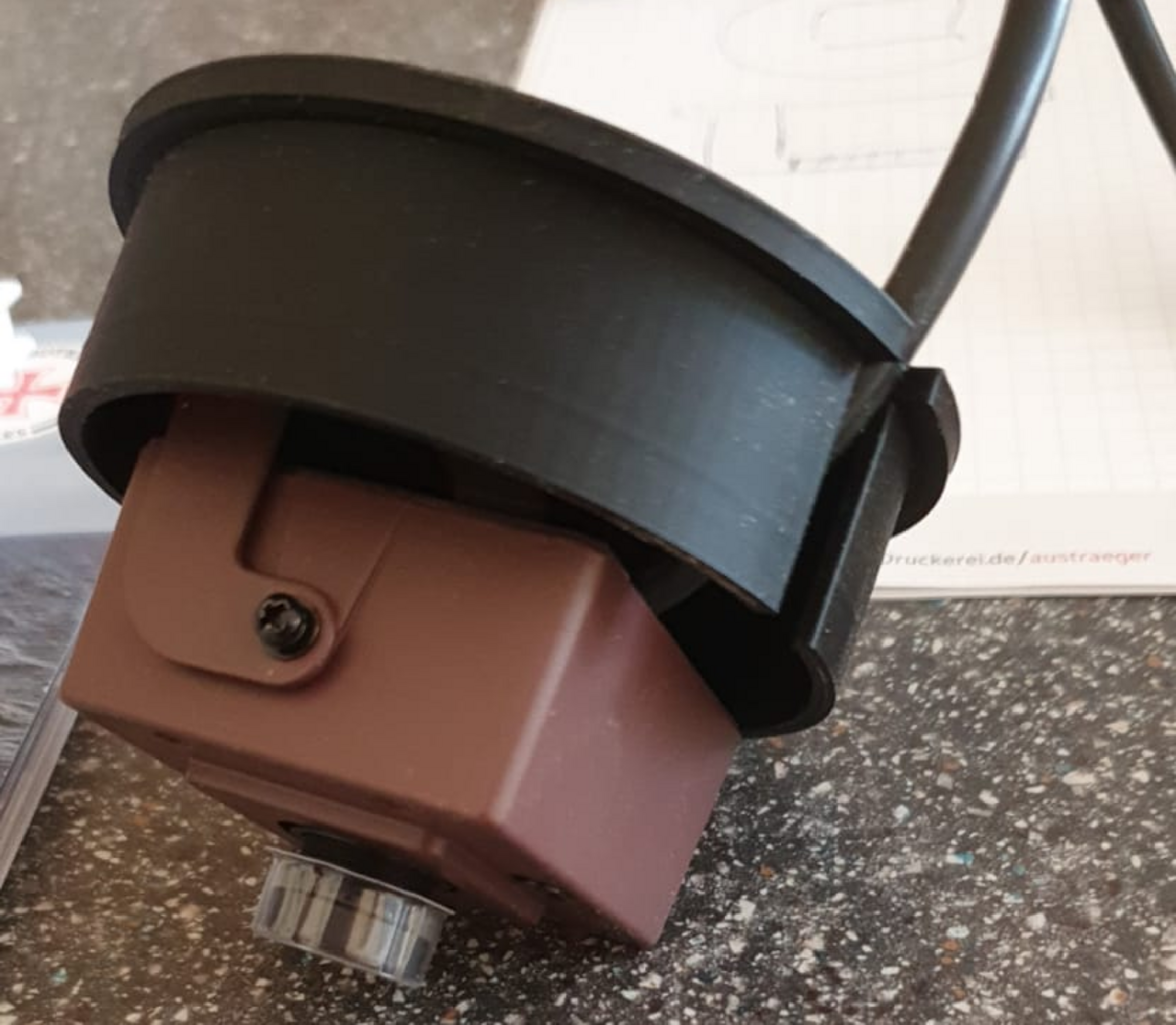 Green-Backyard-Kamera mit Halter