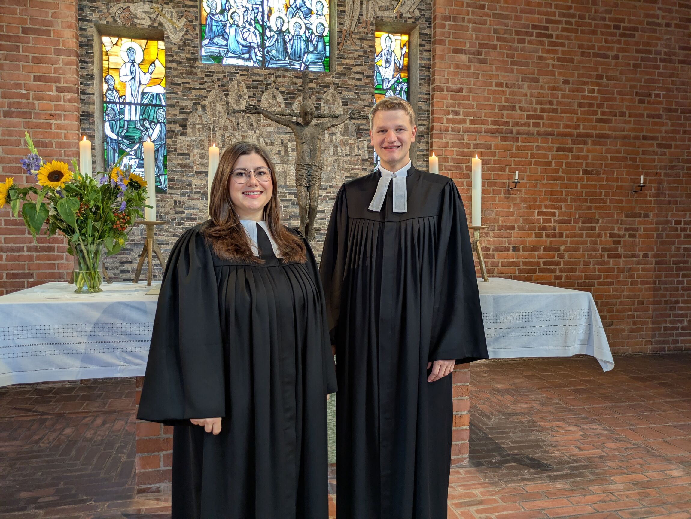Ordination Berkelmann Stichternath vor Altar