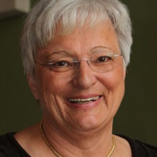 gisela_meyer_menk_portrait400