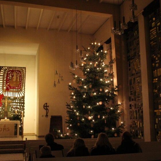 wie sich die st thomas kirche im kirchenjahr verändert