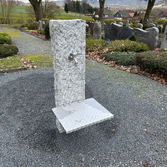 Friedhof-Wasserentnahmestelle2