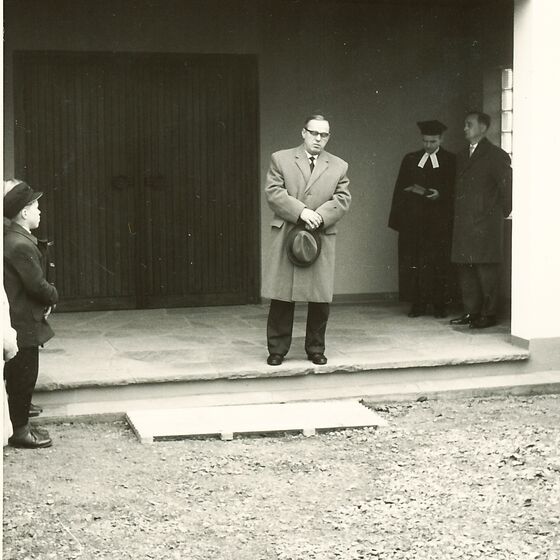 1964 Einweihung der Leichenhalle 6