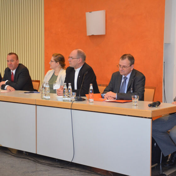 preseskonferenz_alle