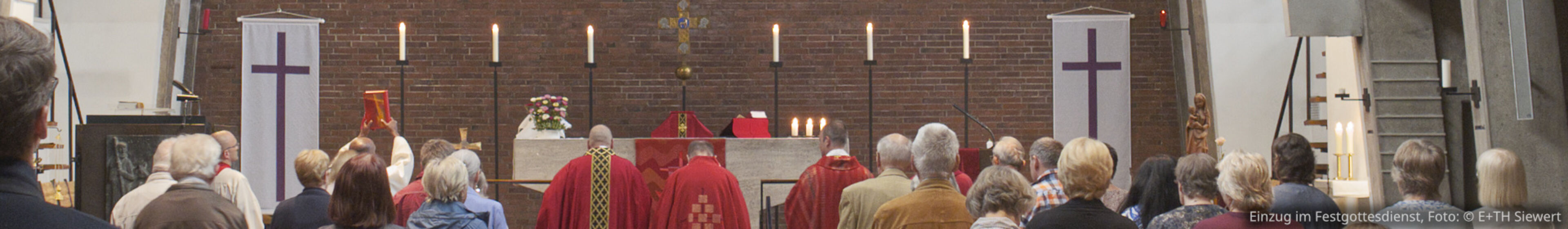 Einzug im Festgottesdienst