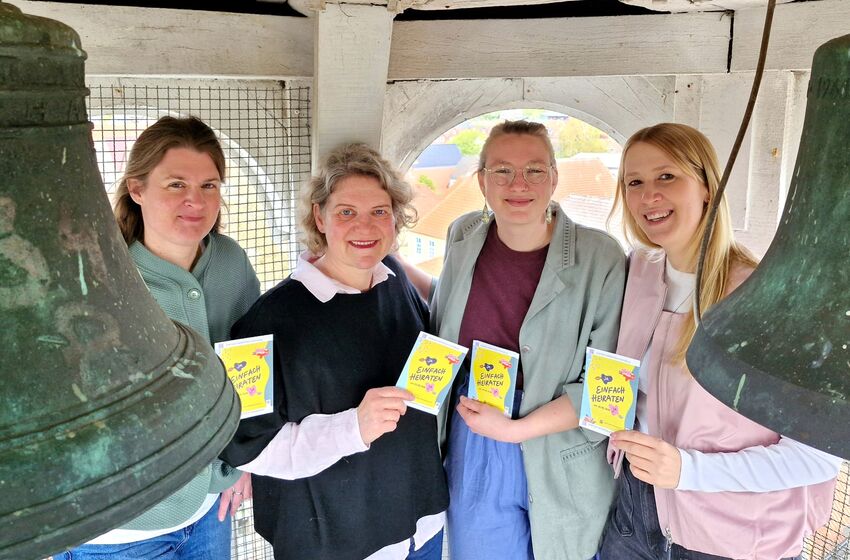 (v. l.) Pastorinnen Heike Kircher und Dorlies Schulze (Horneburg), Pastorin Mira Neckels (Bliedersdorf) und Vikarin Marielle Seligmann (Neukloster)