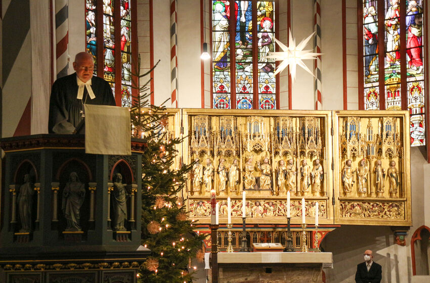 Regionalbischof Eckhard Gorka hat sich mir einer Predigt in der St.-Jacobi-Kirche in Göttingen verabschiedet.